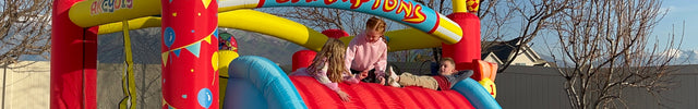 AKEYDIY Large Inflatable Bounce House for Kids